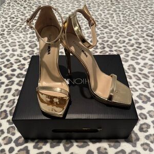 NEW IN BOX Fashion Nova Metallic Gold Ankle-Strap Stiletto Sandals
